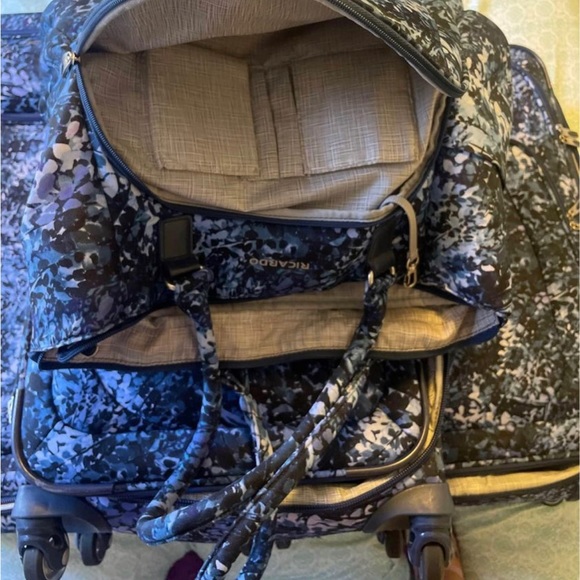 4 piece Luggage Set Ricardo Beverly Hills - Picture 5 of 6